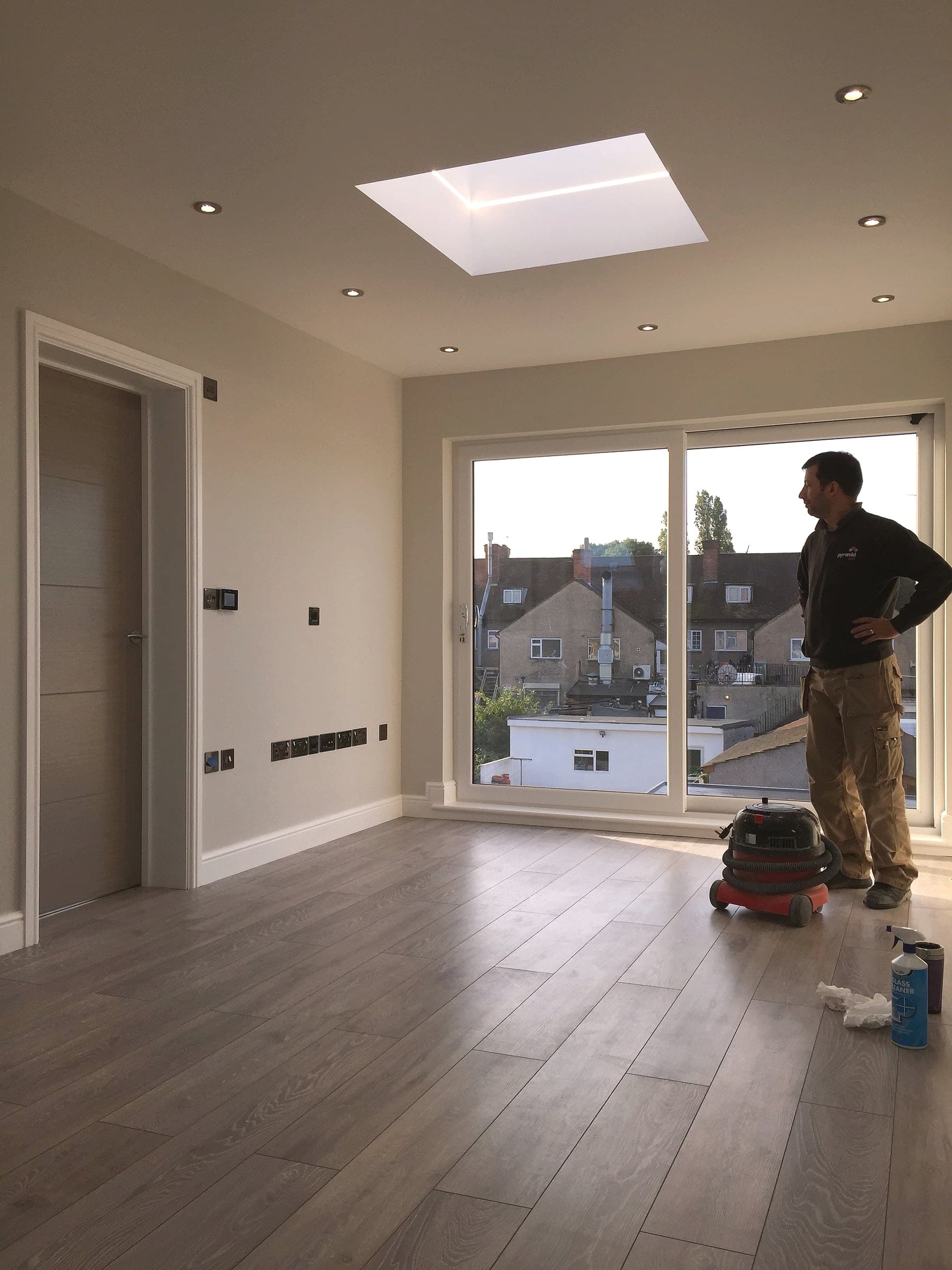 Final clean and snagging walkthrough, London loft conversion