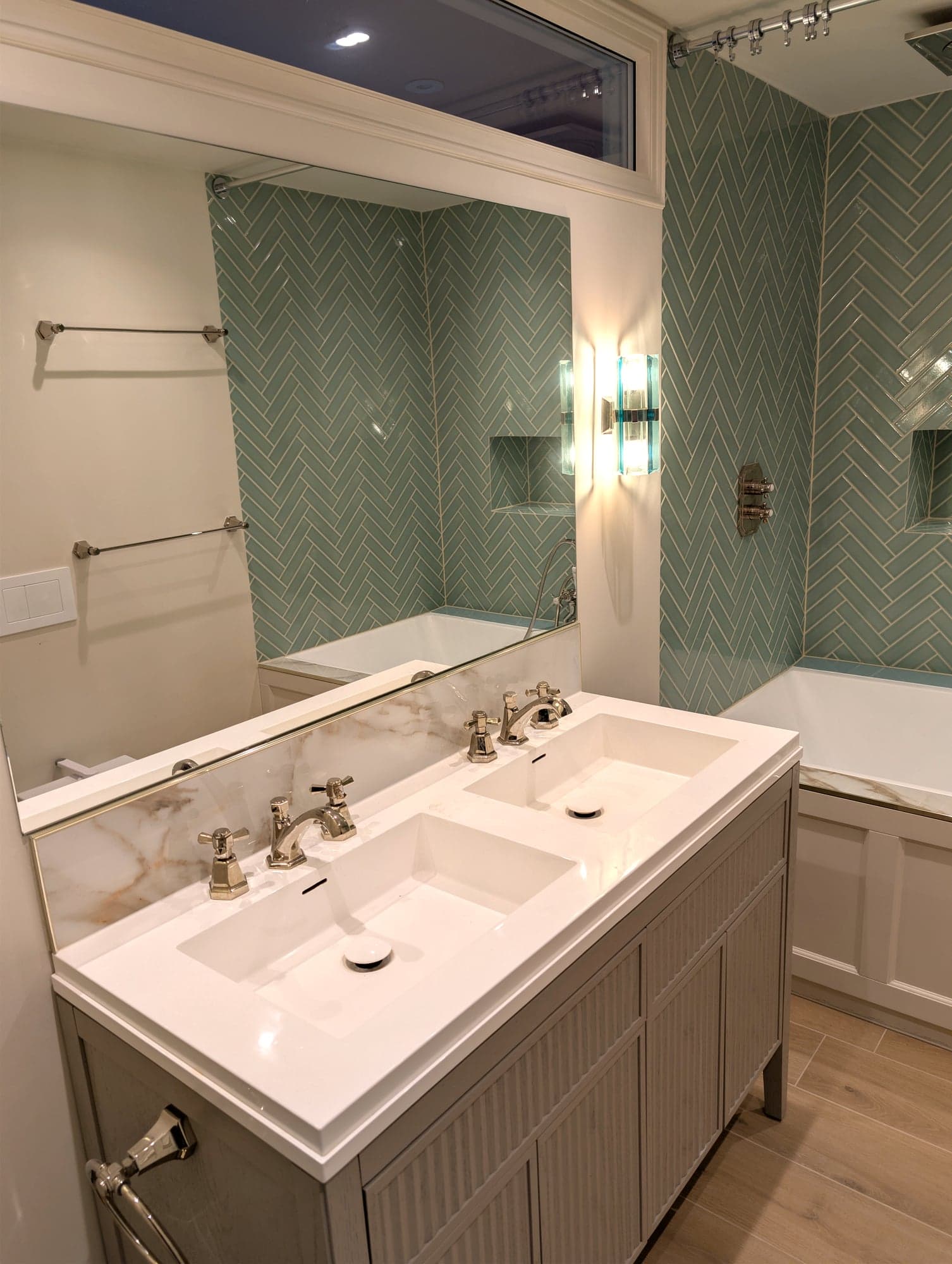Double vanity with marble splashback, twin basins and nickel cross-head taps, Fulham SW6