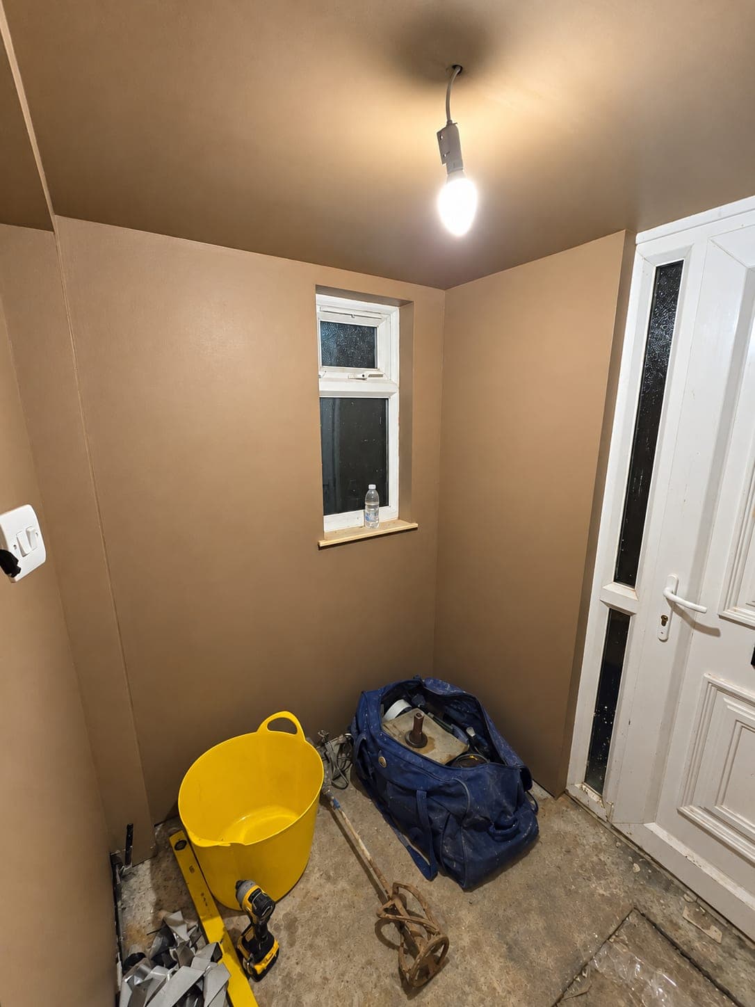 Vaulted ceiling skimmed out around a rooflight, London